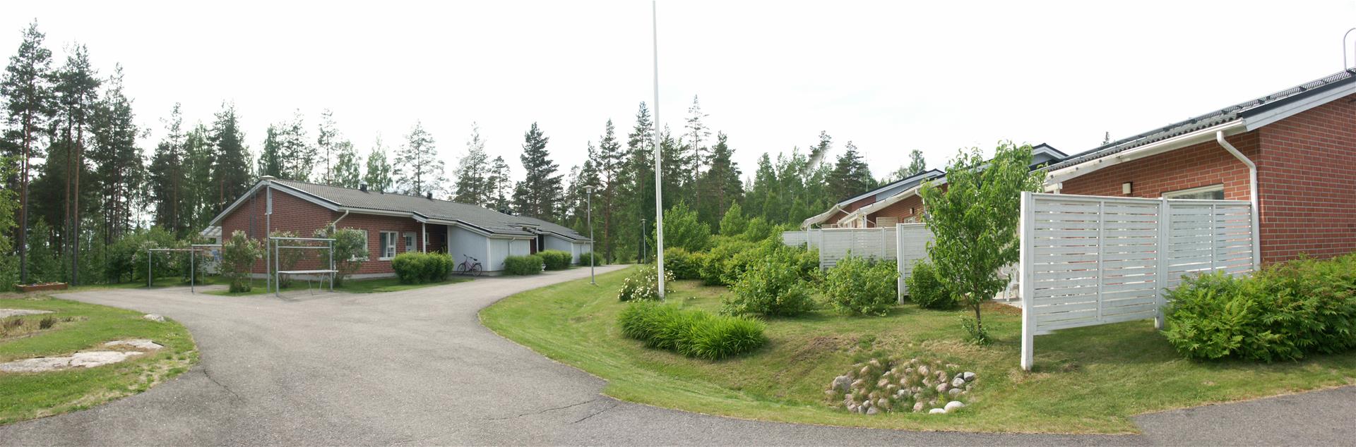 Hannahontie, rivitalo, julkisivu